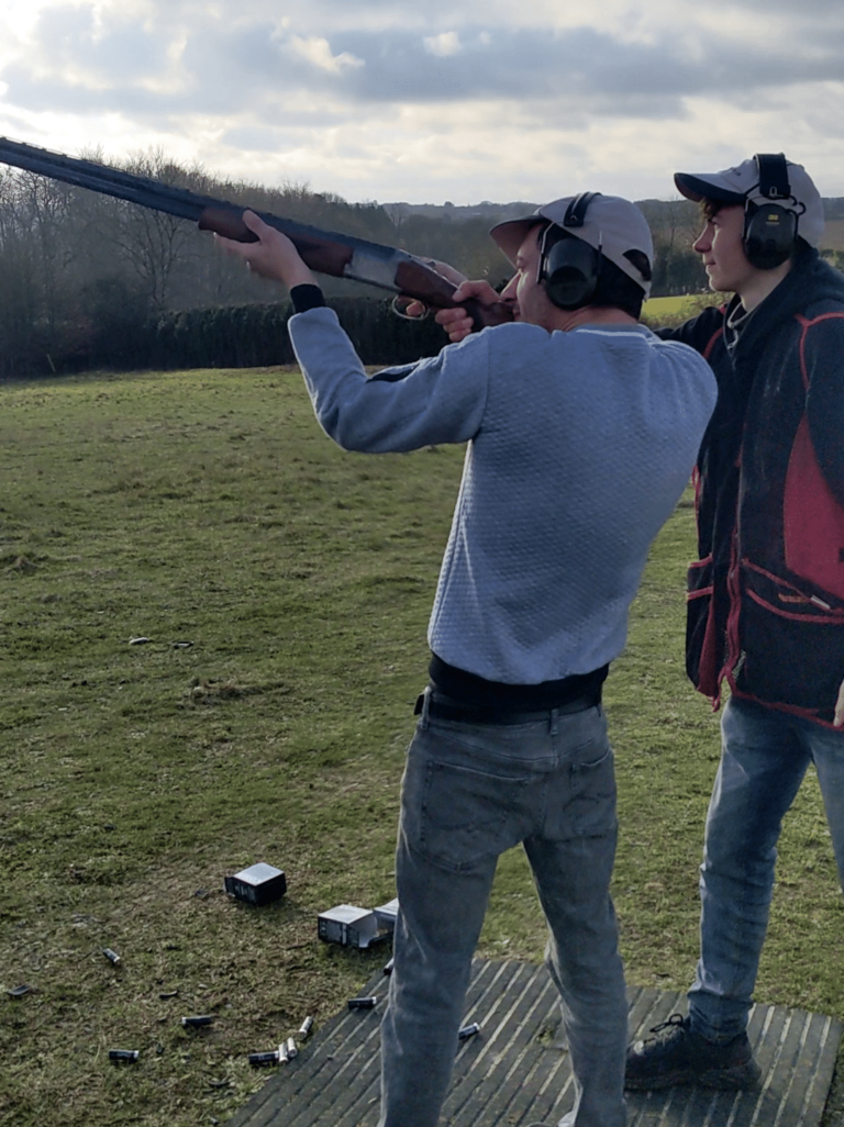 Try Clay Pigeon Shooting in the Cotswolds Bourton-on-the-Water Private Shooting Experience. Have a go. Holiday makers. Beginners. Birthday parties. Corporate entertainment. Stag and Hen. Team bonding or just for fun. No licence required.